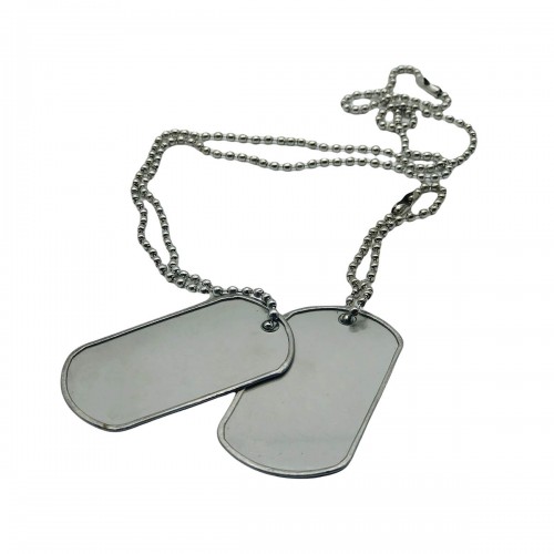 US Dog Tags (Silver), Manufactured by Kombat UK, these dog tags are silver with rolled edges, and are plain metal - silencers (rubber outer) are sold separately